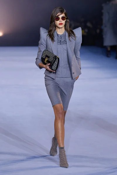 Look 35